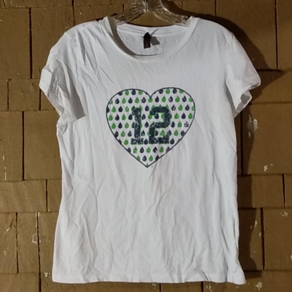 District Tops - District,.Seahawks 12th man t-shirt